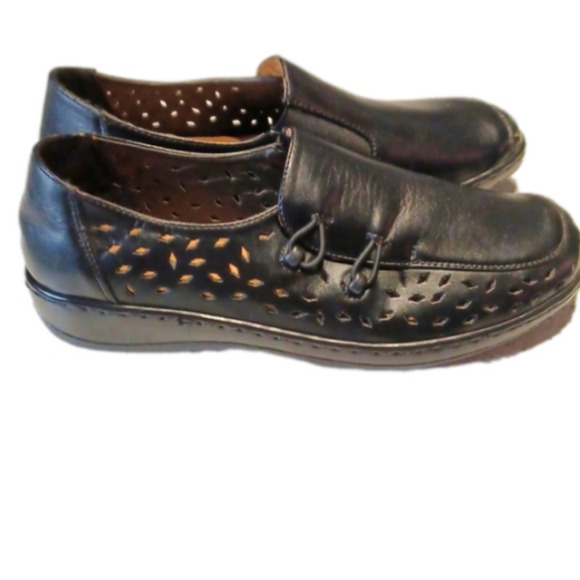 Alia Women's Black Leather Vented Loafer Sz 8 - Picture 2 of 10